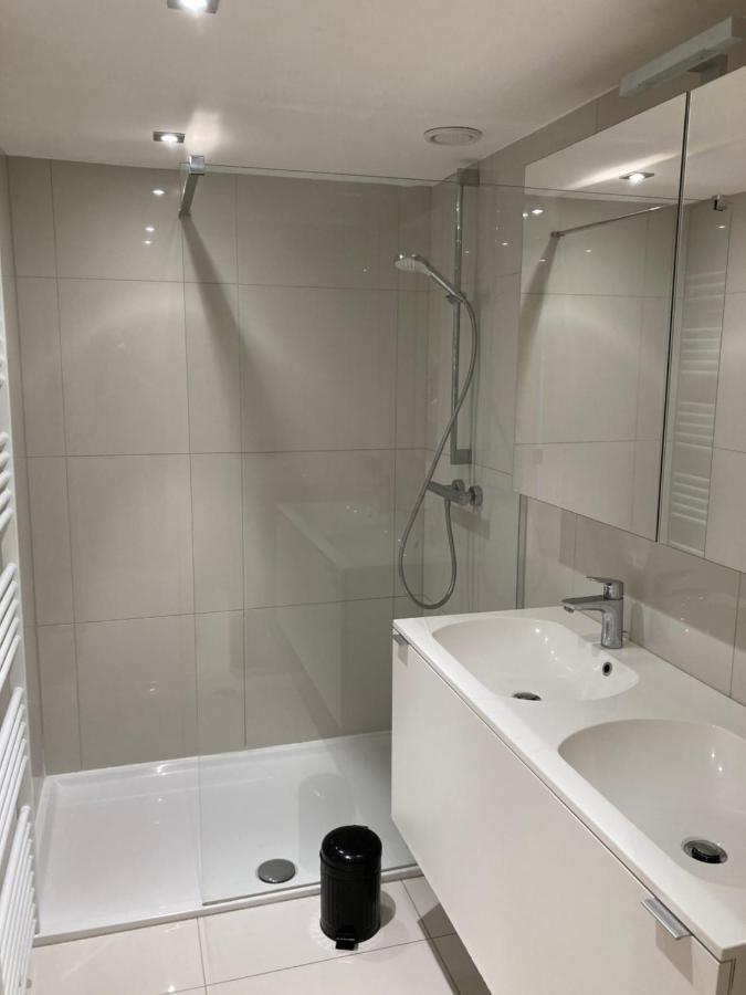 Apartmán Modern With Sleeping Area Offering Stunning Frontal Sea View T38 *